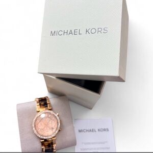 NWT MICHAEL KORS Gold and Brown Timepiece Watch Women NWT